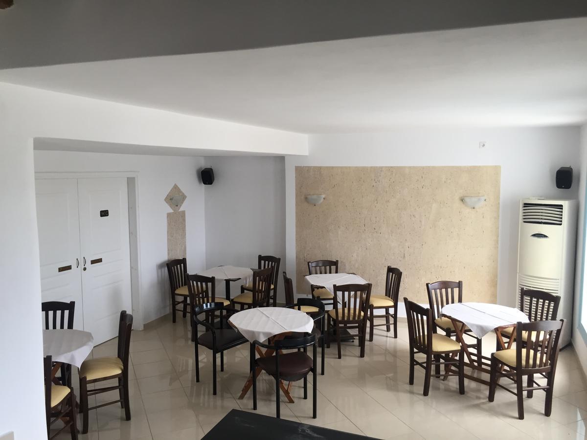 Aiolos Hotel Menites Exterior photo